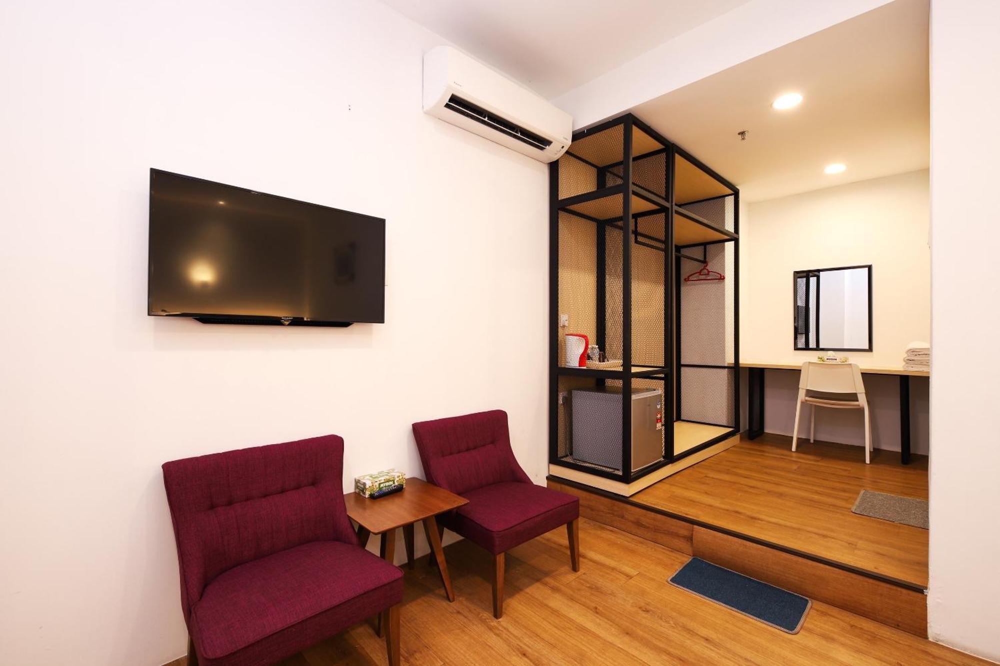 Agape Hotel Selayang Batu-grotten Buitenkant foto