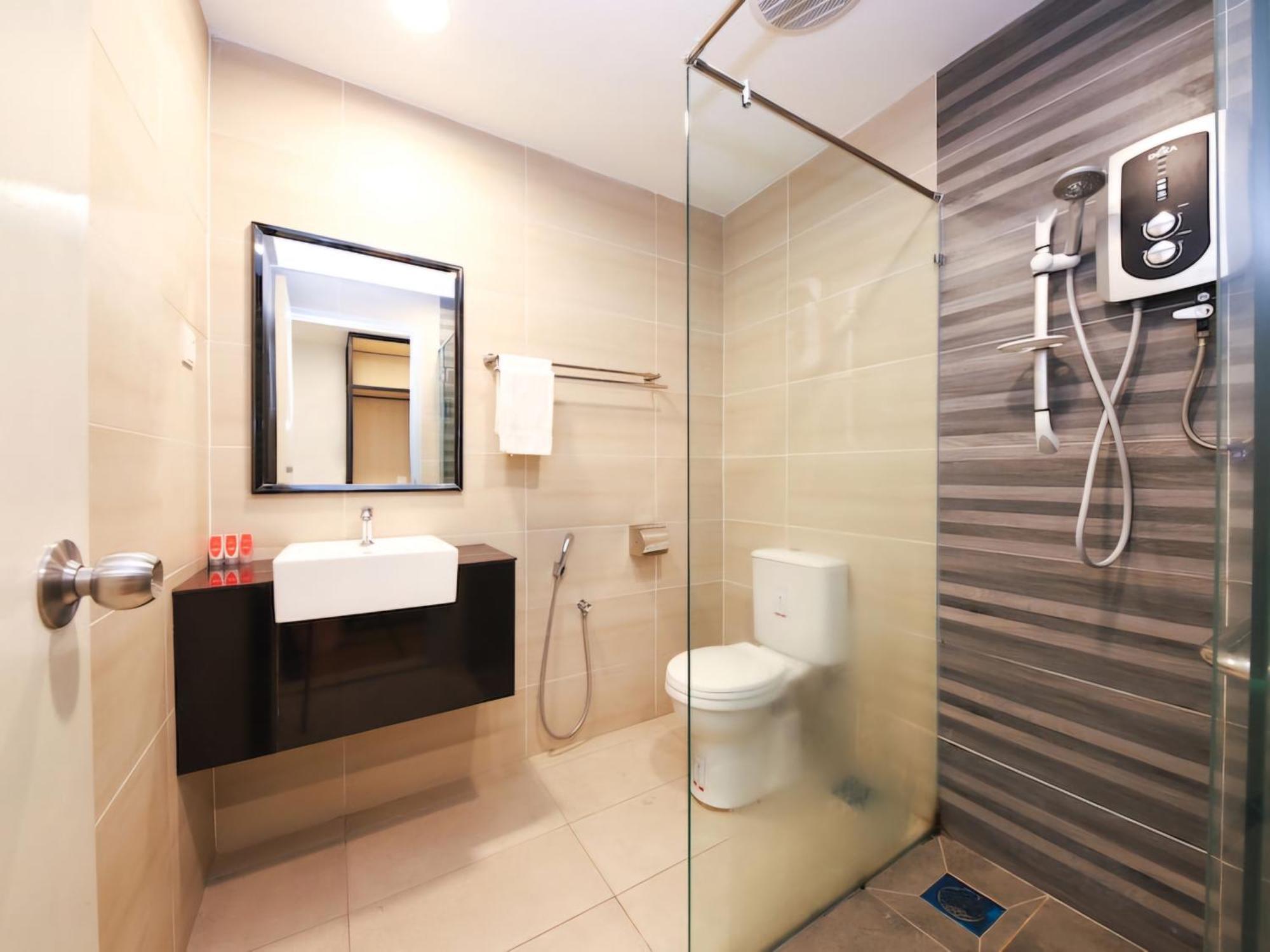 Agape Hotel Selayang Batu-grotten Buitenkant foto